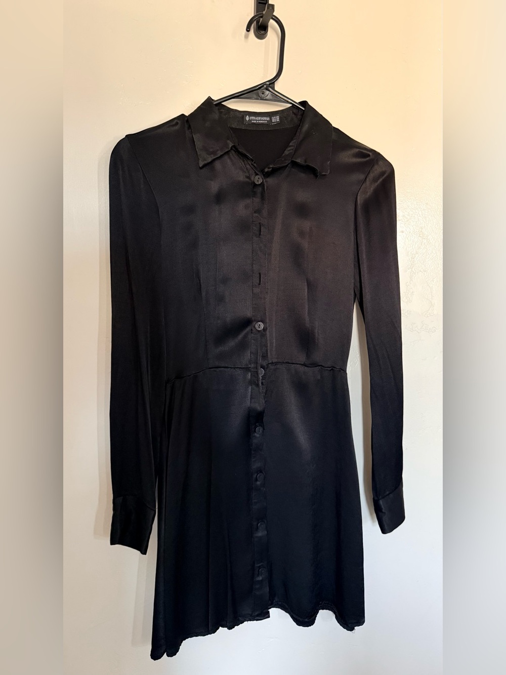 stradivarius Black Satin Long Sleeve Button-Front Dress